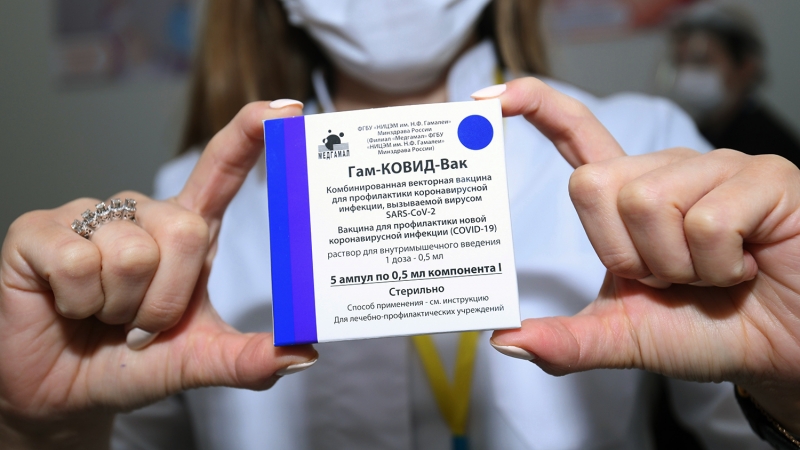 Чем россияне смогут ревакцинироваться от коронавируса