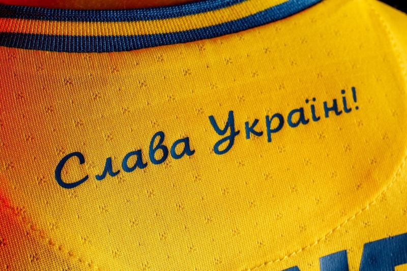 «Героям слава» как официальный символ: как Украина пытается отменить запрет УЕФА
