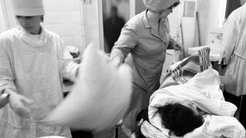 «Нам эта болезнь не грозит»: как в СССР боролись с ВИЧ
