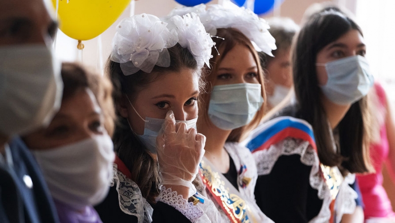 Отмена выпускных и рост заболеваемости: как меняется ситуация с коронавирусом в России