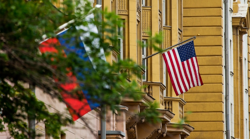 Посол США в РФ рассказал о сложностях в работе консульств