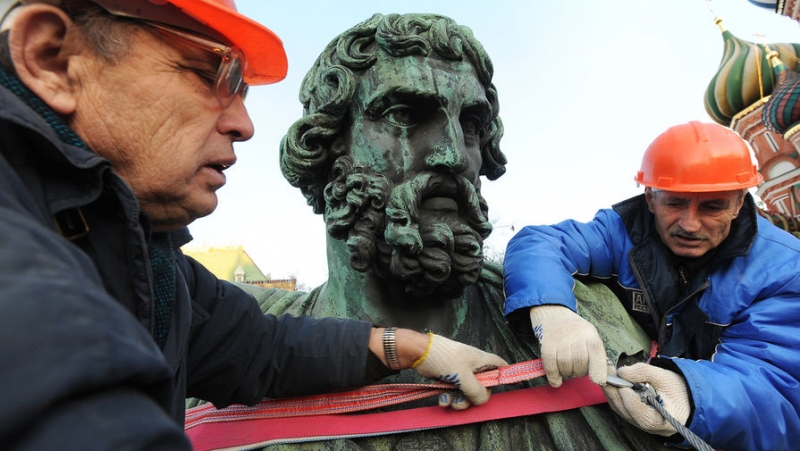 «Работы очень много»: как будут восстанавливать памятник Минину и Пожарскому