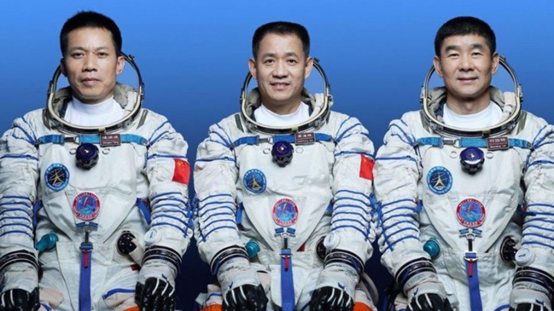 «Скажут на Луну – полетят на Луну»: китайцы полетели обживать станцию