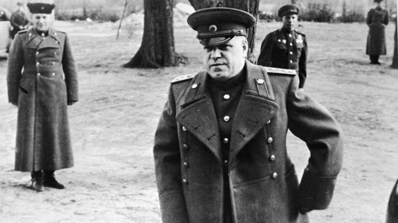 «Сталин не смог вынести его авторитета»: за что Жукова сослали в Одессу