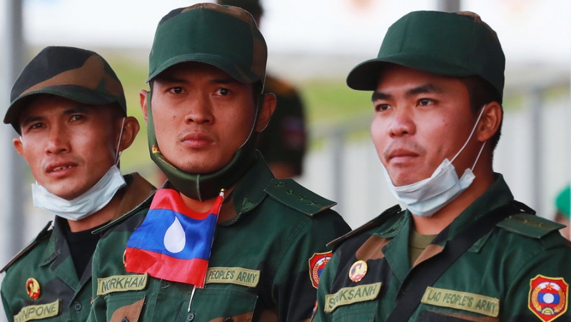 Учения и вертолеты: зачем Москве военное сотрудничество с Лаосом